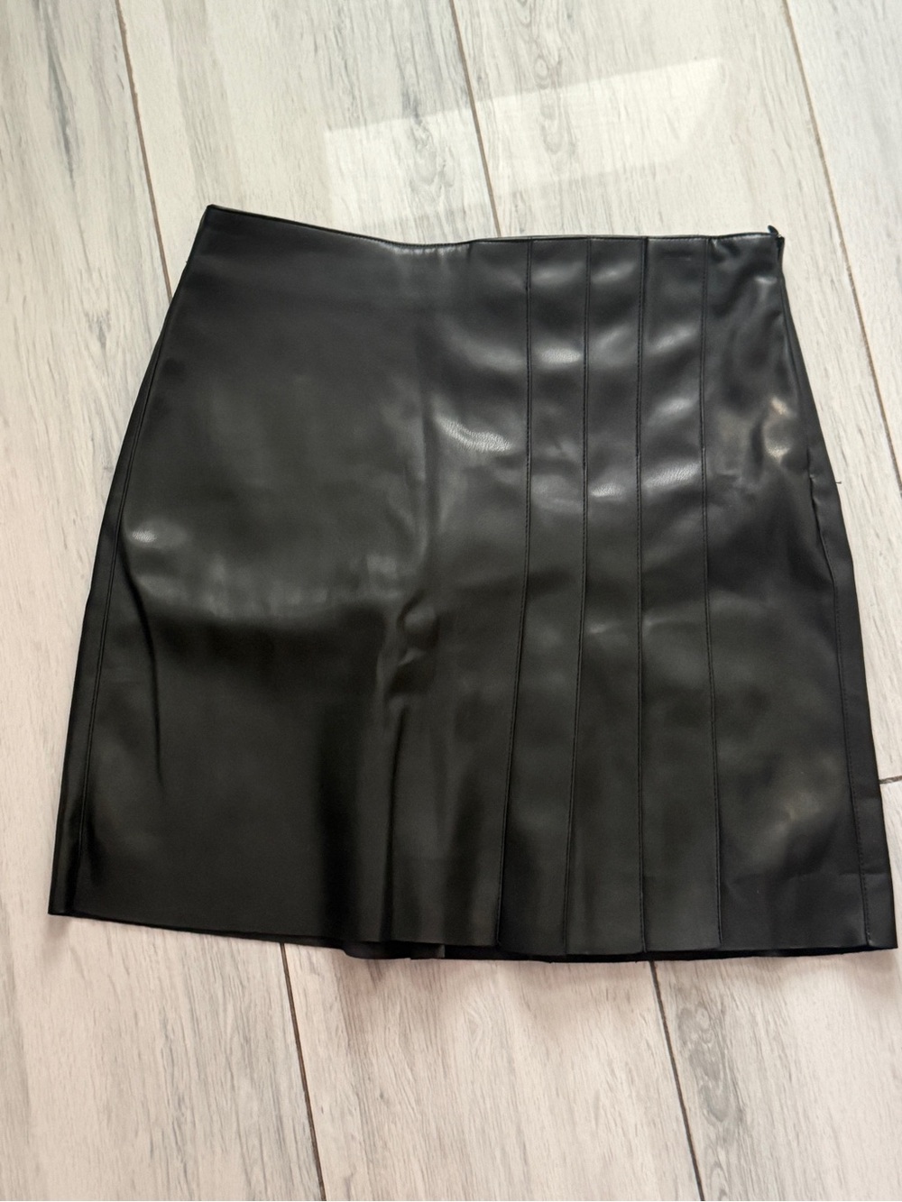 THML Faux Leather Pleated Mini Skirt Black Side Zip Size S